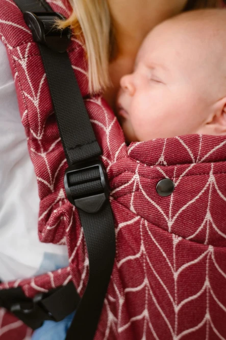 KAVKA MultiAge MODEL 2024 – Burgundy Braid cotton